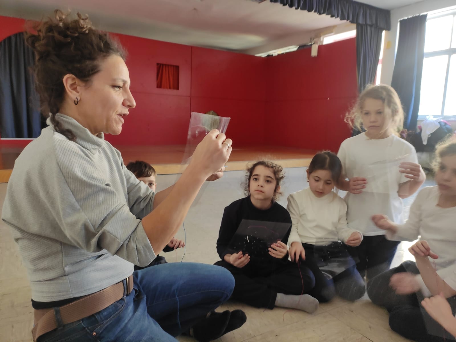 Gruppi di sostegno alla genitorialità nei quartieri popolari di Napoli: il caso del Progetto Divergente